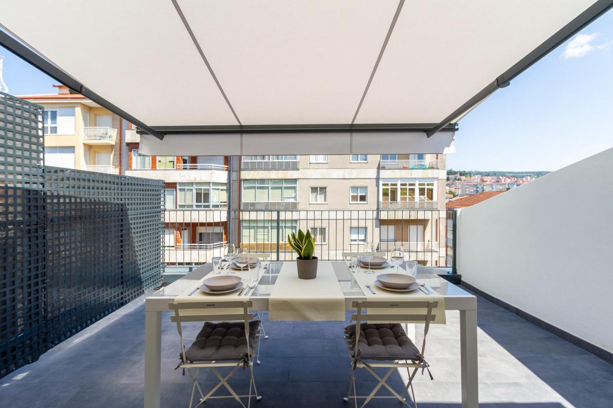 Urbanfive Apartamentos Ourense Centro Exterior photo