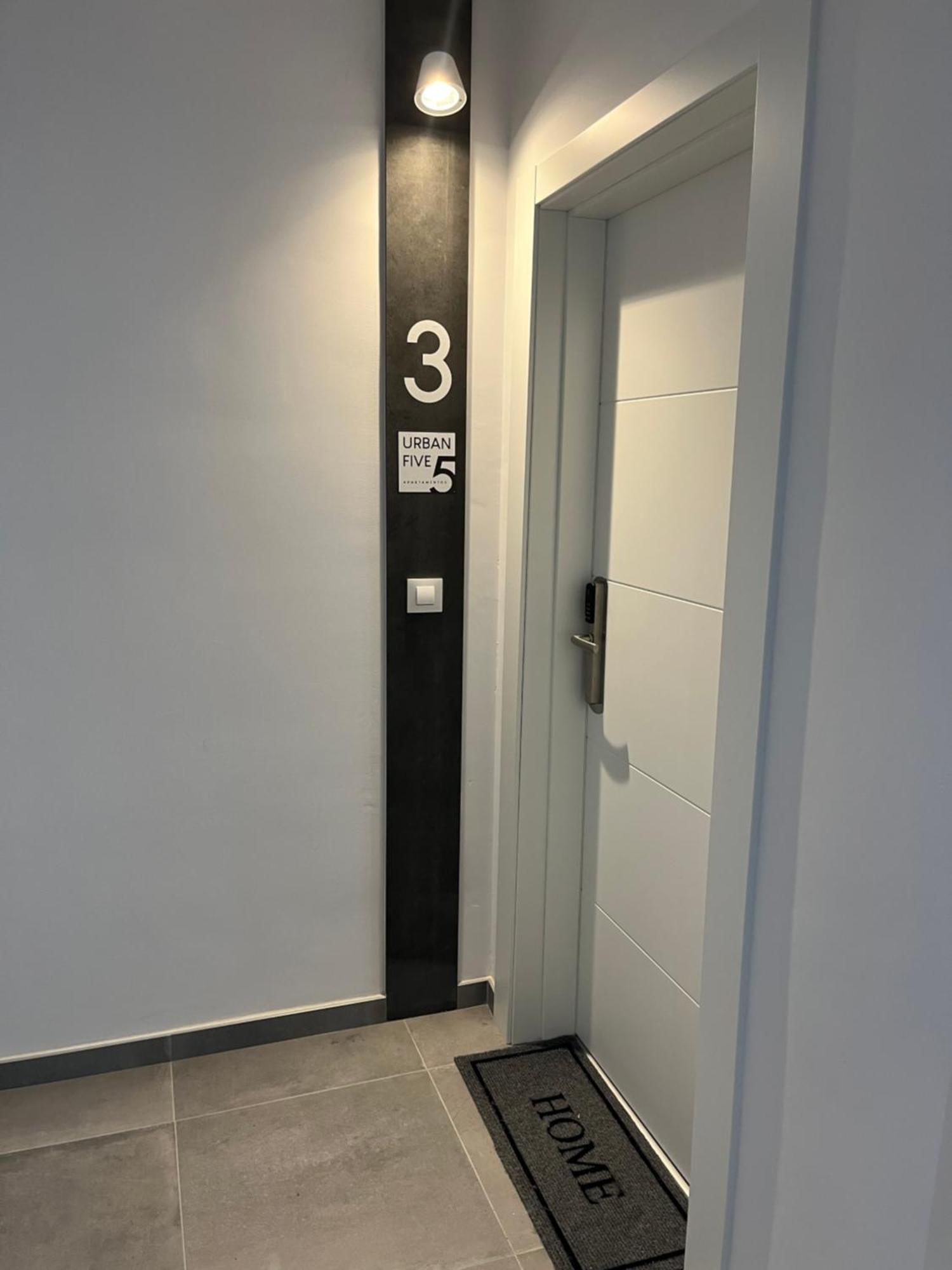 Urbanfive Apartamentos Ourense Centro Exterior photo